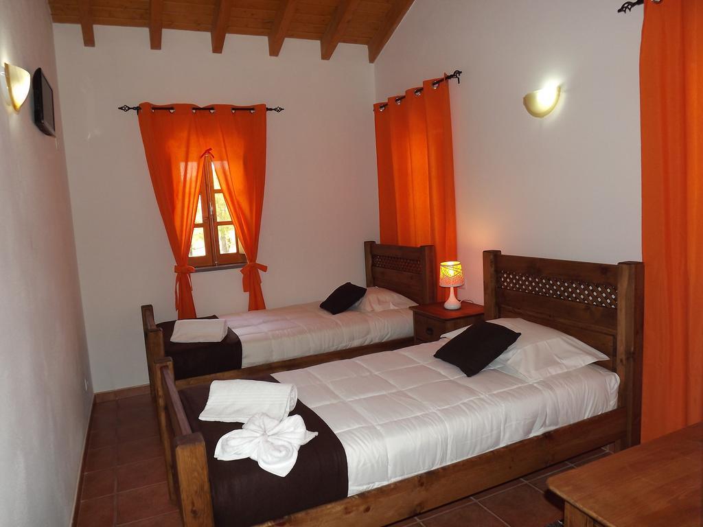 Casa De Campo Vale Do Asno Altura Zimmer foto